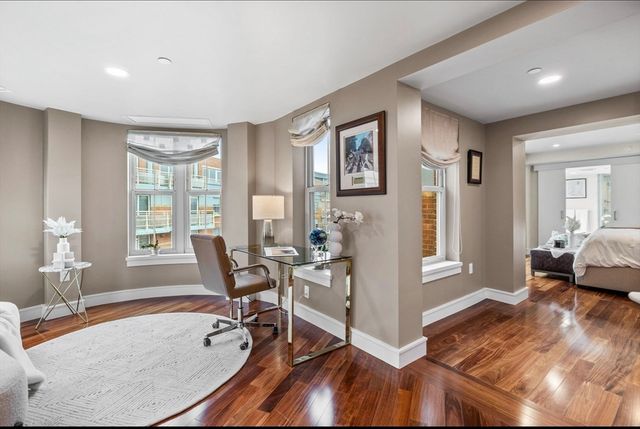 $2,595,500 | 4 Battery Wharf, Unit 4504, Boston, MA 02109