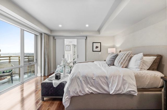 $2,595,500 | 4 Battery Wharf, Unit 4504, Boston, MA 02109