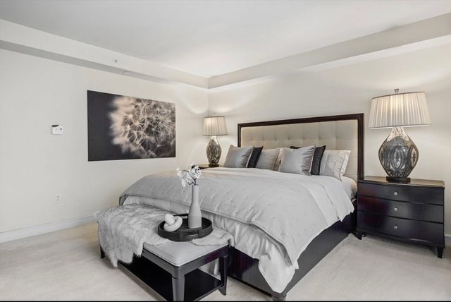 $2,595,500 | 4 Battery Wharf, Unit 4504, Boston, MA 02109