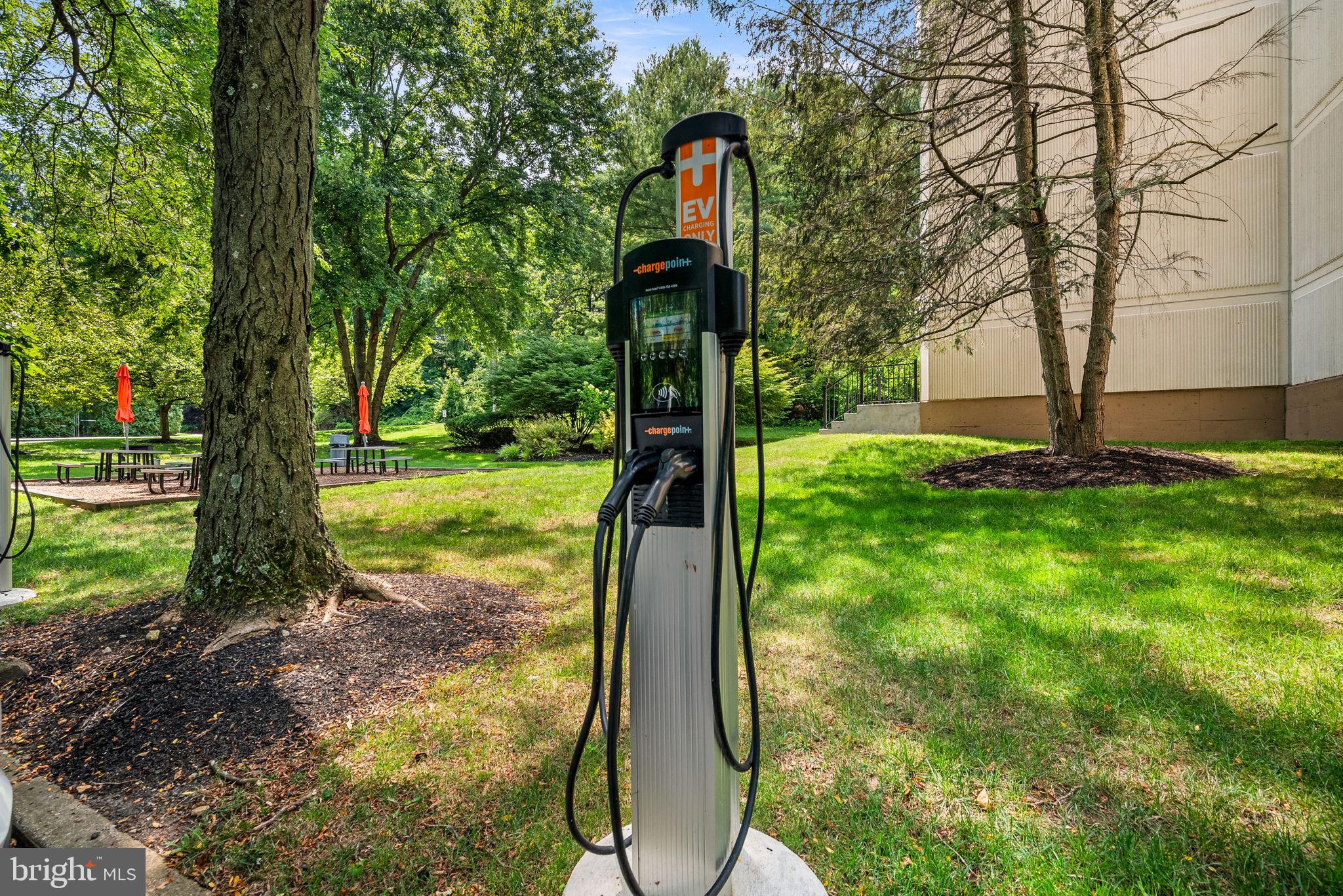 700 Avondale Road, Unit 3D Wallingford, PA 19086 - Photo 17 of 24 Electric car chargers located in the parking lot