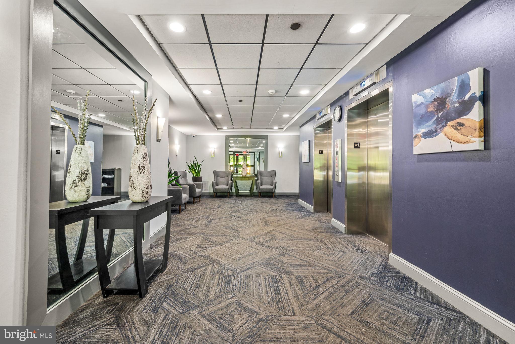 700 Avondale Road, Unit 3D Wallingford, PA 19086 - Photo 23 of 24 Main lobby