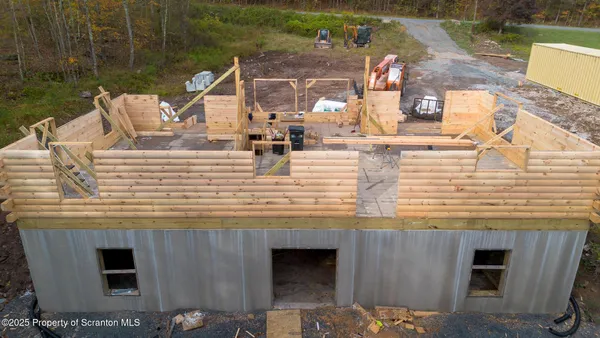 $549,999 | 344 Burns Road, Waymart, PA 18472