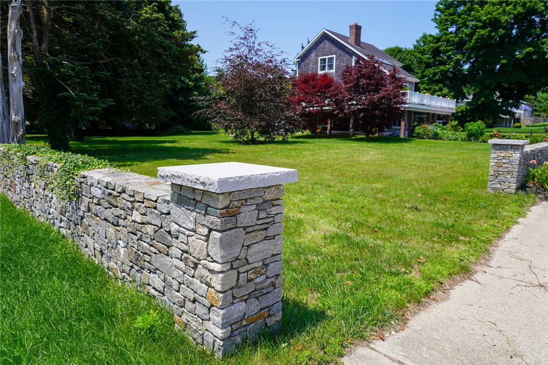 100 Winnapaug Road Westerly, RI 02891 - Photo 2 of 5 Entrance
