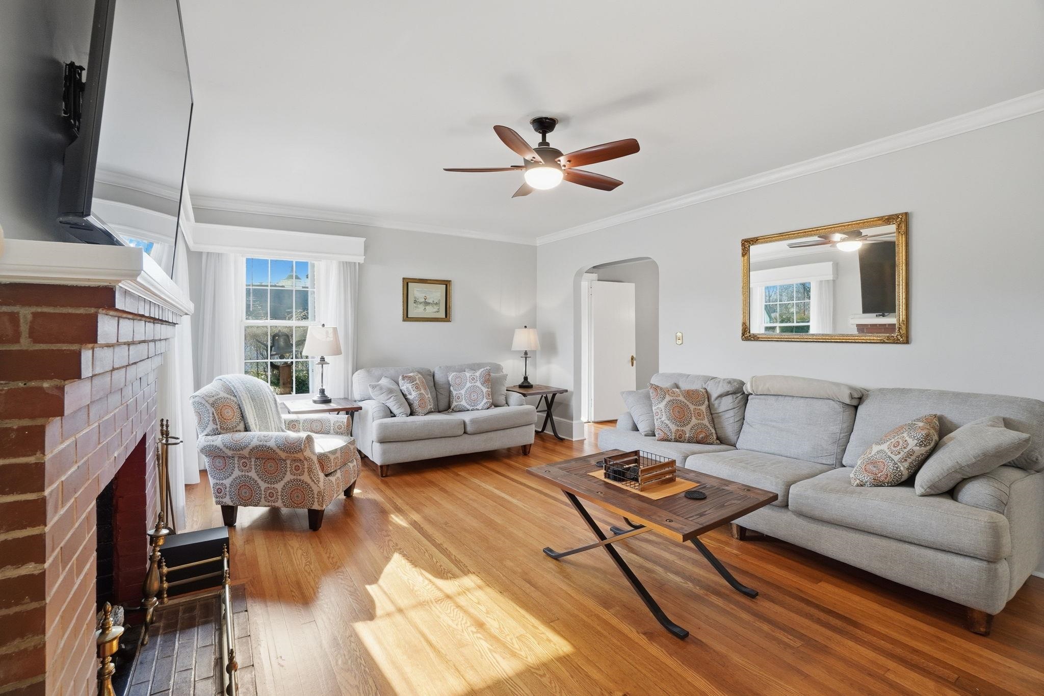 208 East Fairview Avenue Gaffney, SC 29340 - Photo 15 of 44