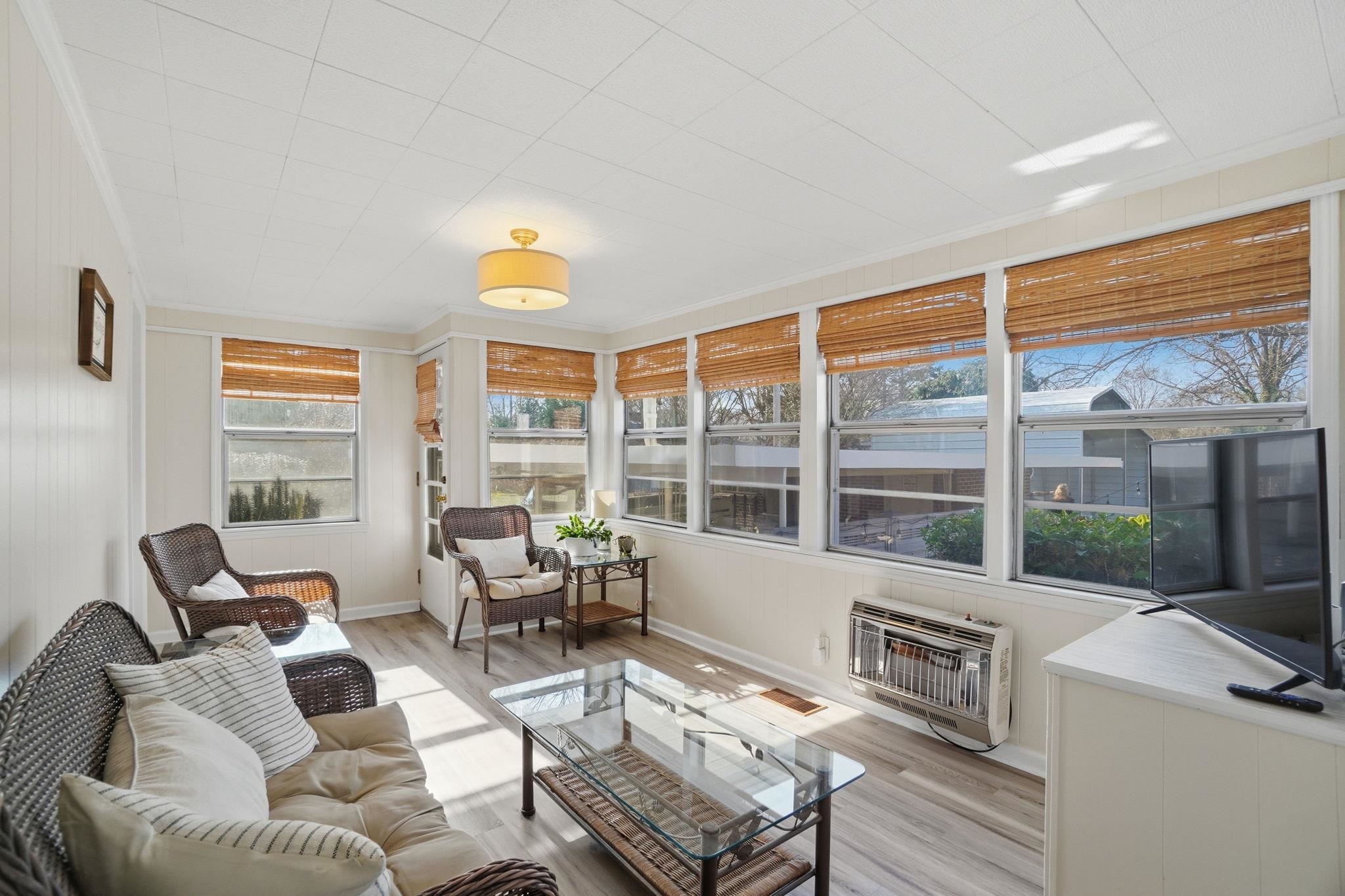 208 East Fairview Avenue Gaffney, SC 29340 - Photo 22 of 44