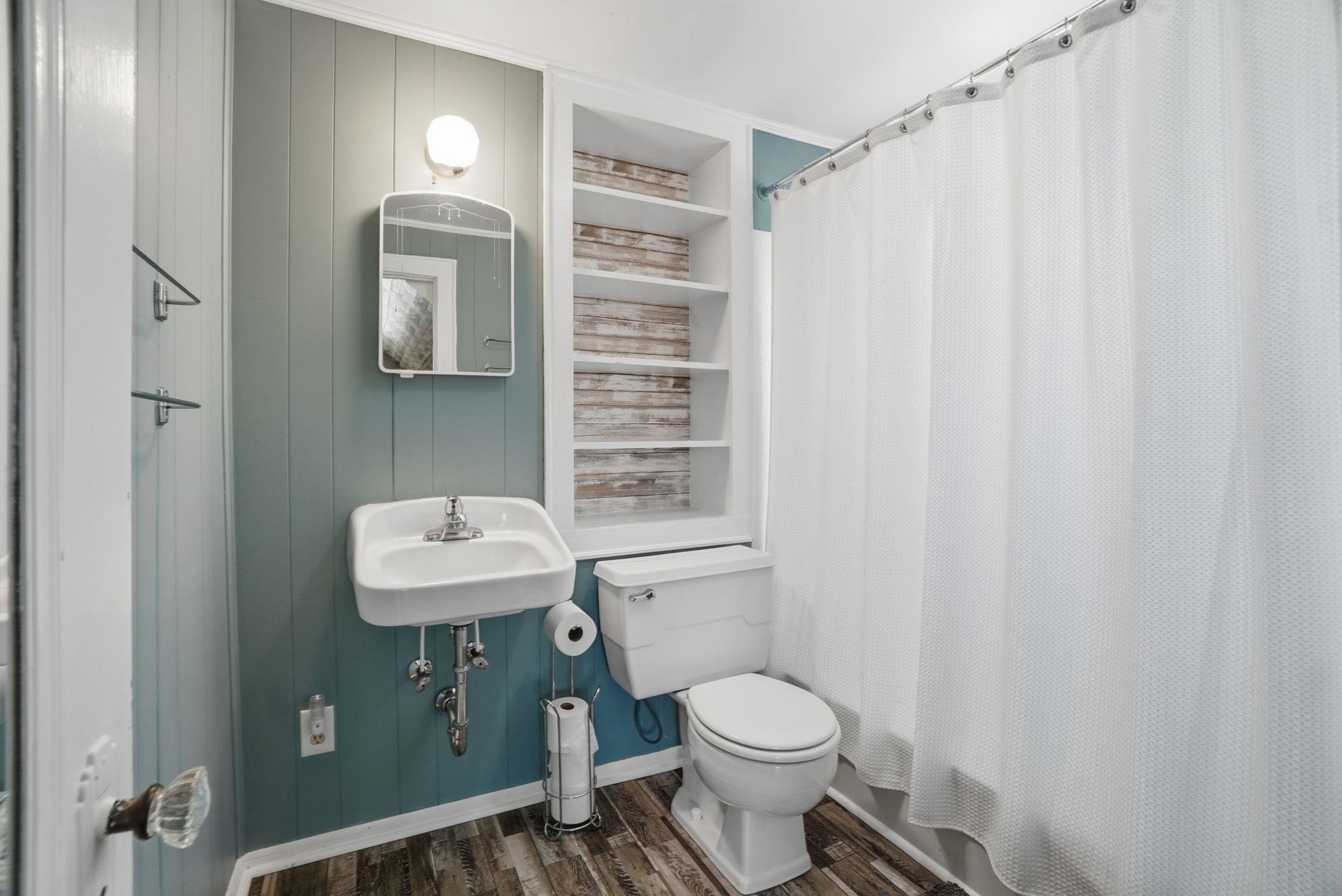 208 East Fairview Avenue Gaffney, SC 29340 - Photo 33 of 44