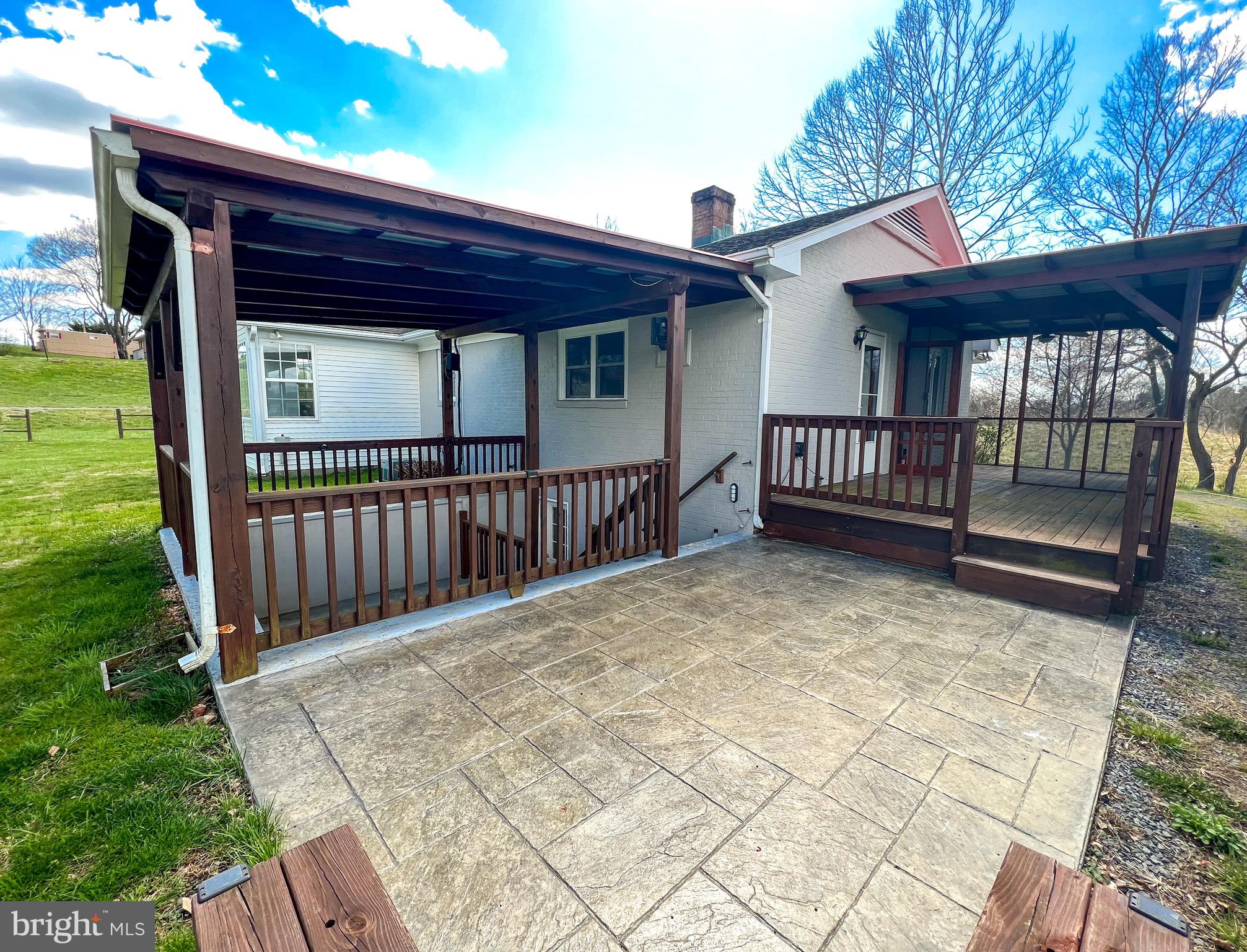 343 West Fairview Road Culpeper, VA 22701 - Photo 12 of 52 Exterior Patio