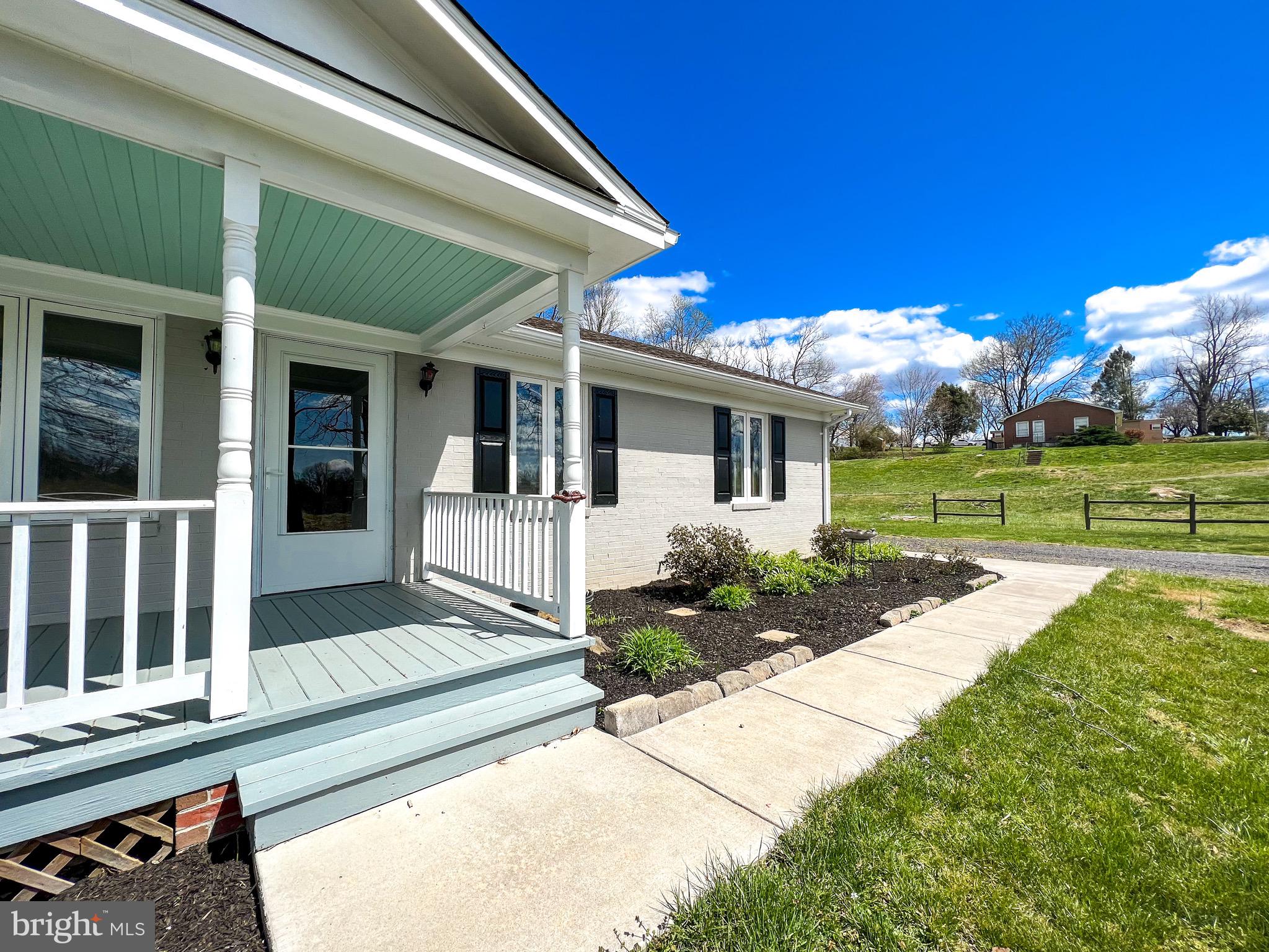 343 West Fairview Road Culpeper, VA 22701 - Photo 5 of 52