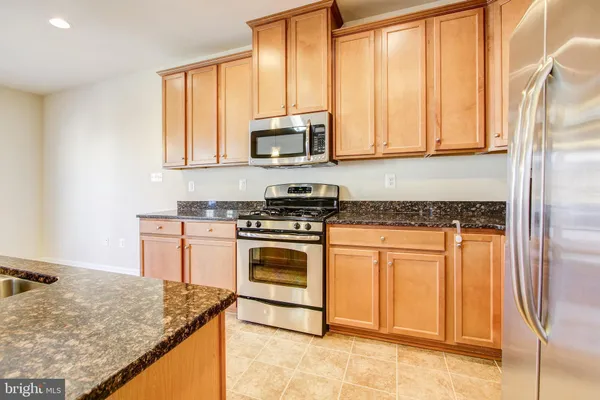 $3,100 | 426 Exchange Avenue, Unit 426, Gaithersburg, MD 20878