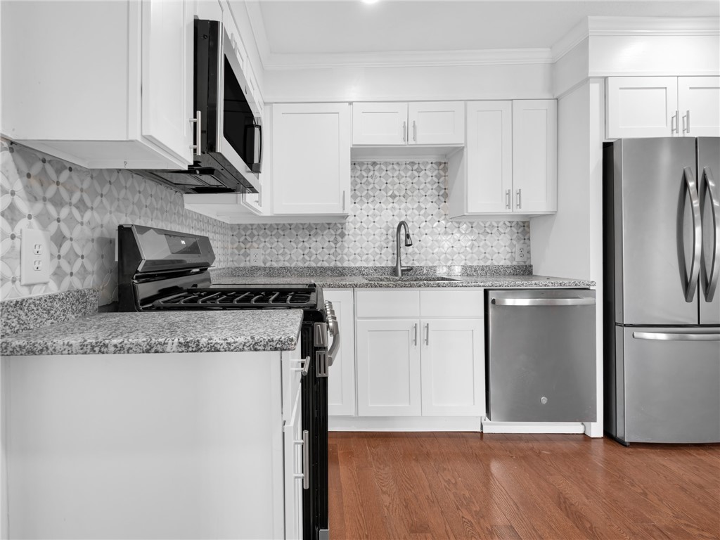 4430 Post Road, Unit 62E Warwick, RI 02818 - Photo 12 of 23