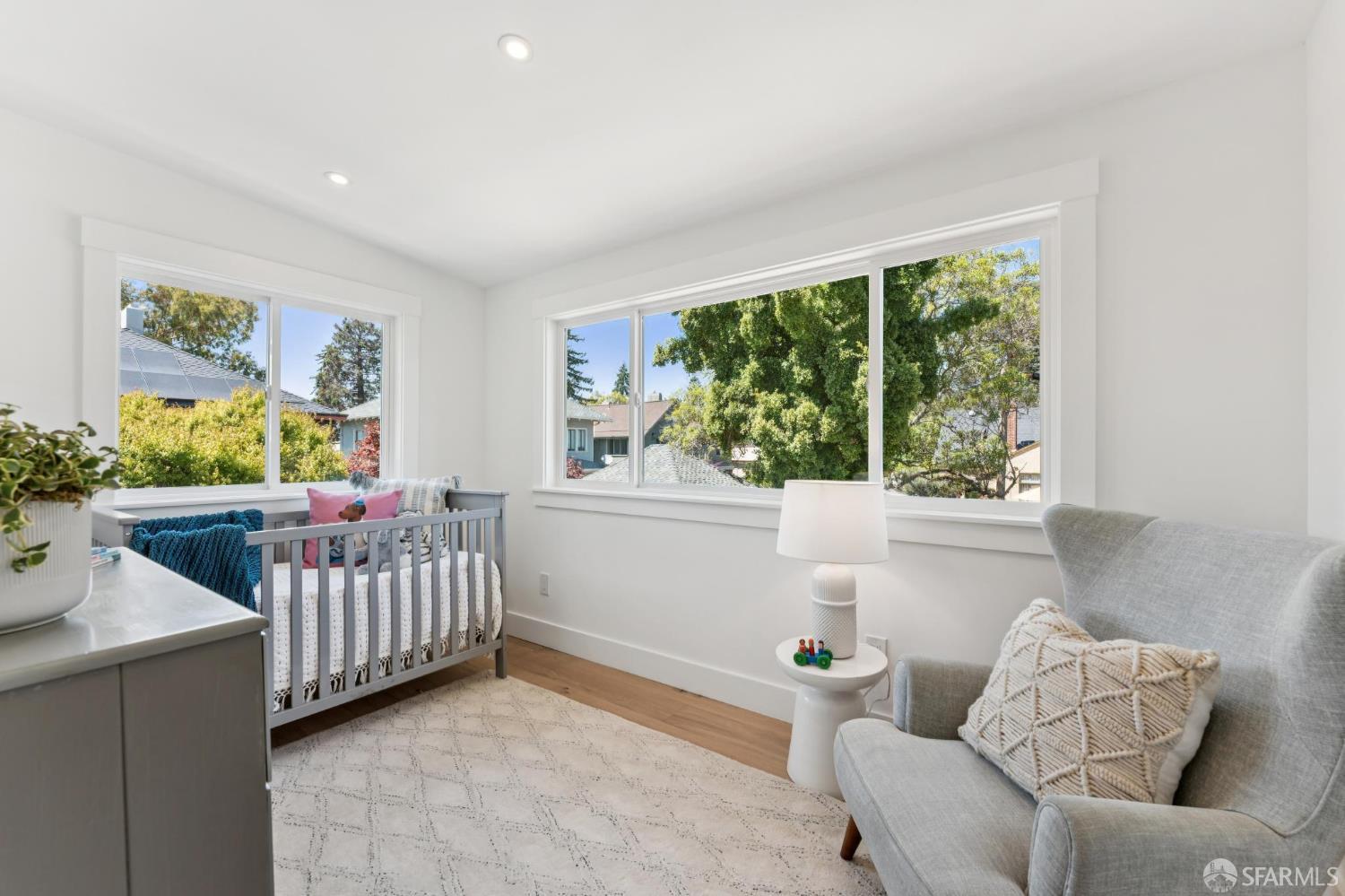 2815 Ashby Avenue Berkeley, CA 94705 - Photo 12 of 17 a living room with furniture and a window