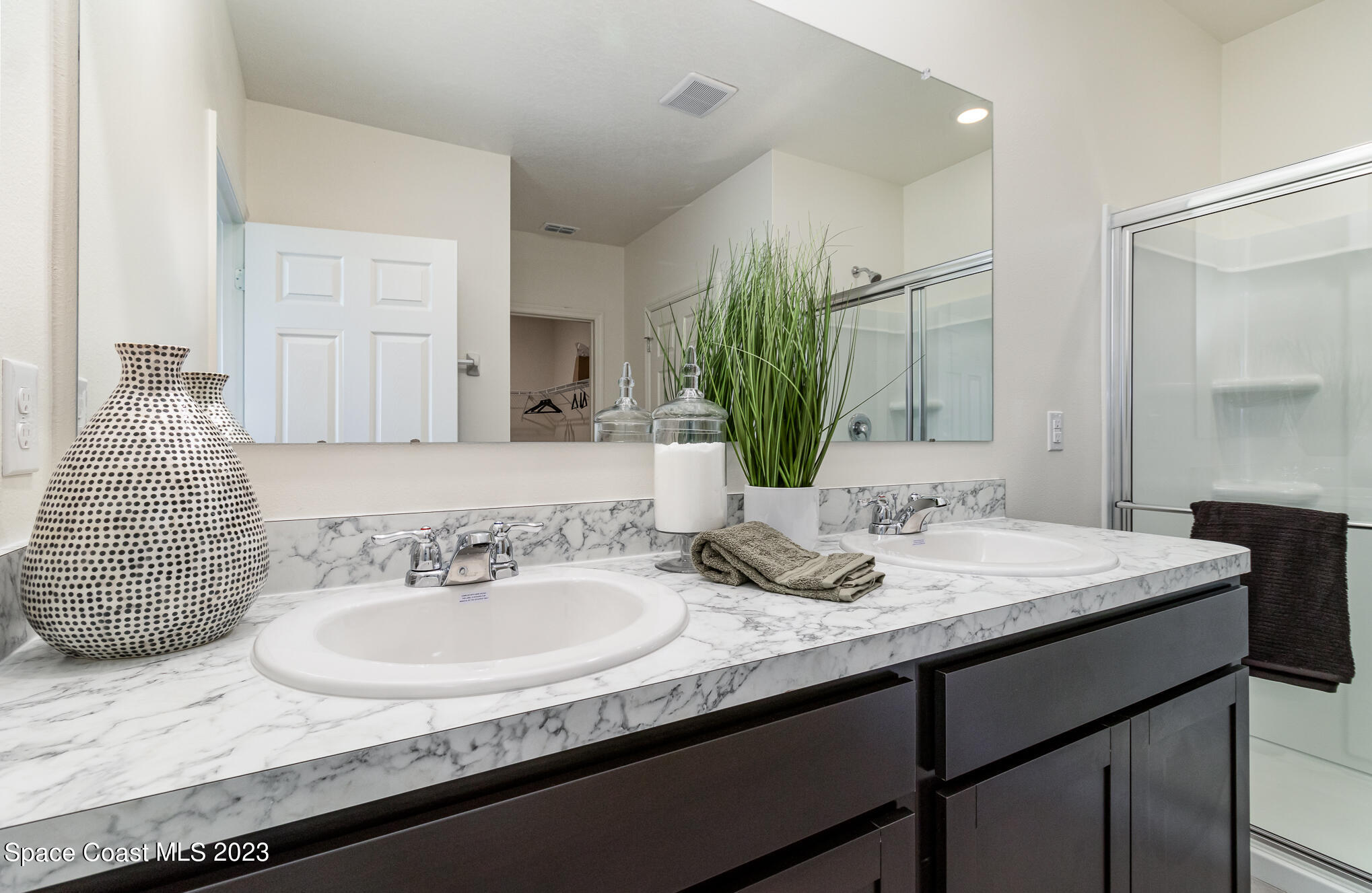 536 Octavius Road Southwest Palm Bay, FL 32908 - Photo 16 of 26 016_img_1925-edit