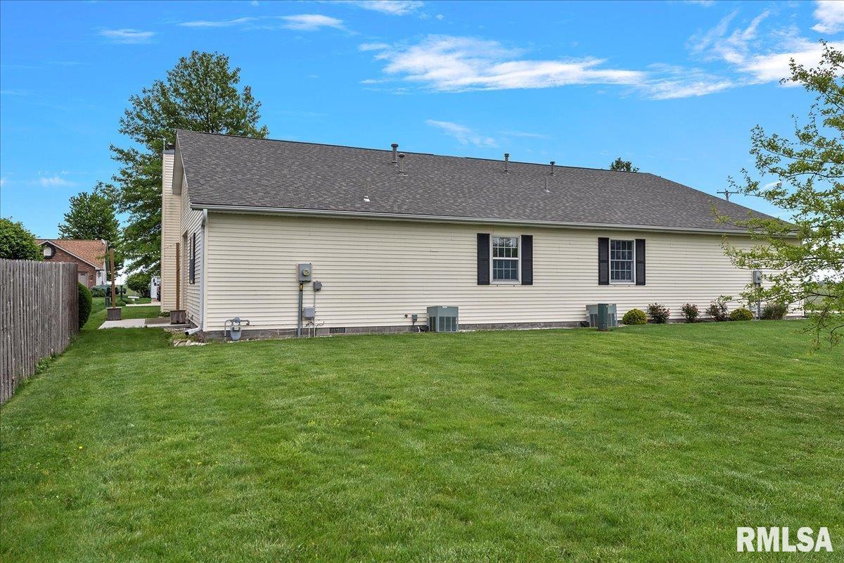 1 B Corn Silk Road Divernon, IL 62530 - Photo 27 of 32 Gallery Image 27