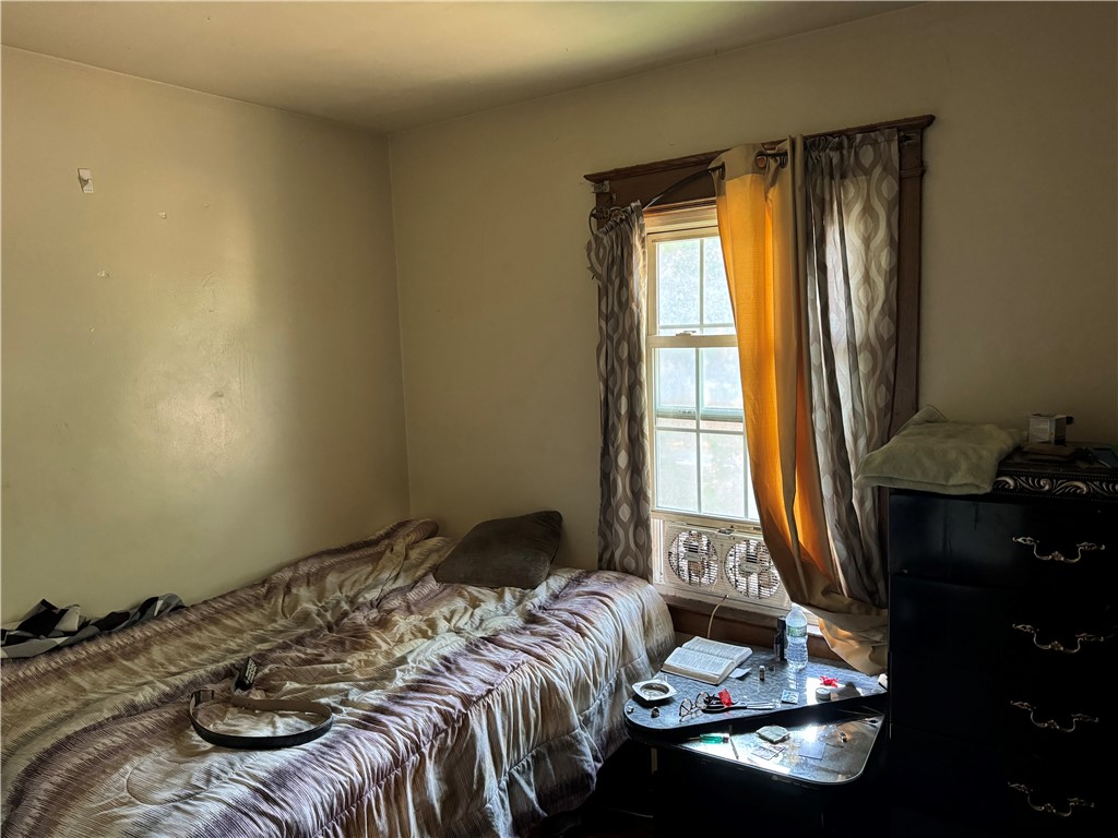 683-685 Dewey Avenue Rochester, NY 14613 - Photo 11 of 32