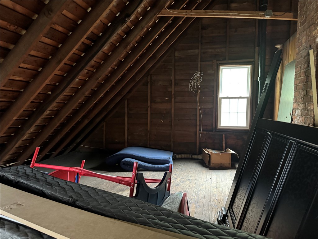 683-685 Dewey Avenue Rochester, NY 14613 - Photo 26 of 32