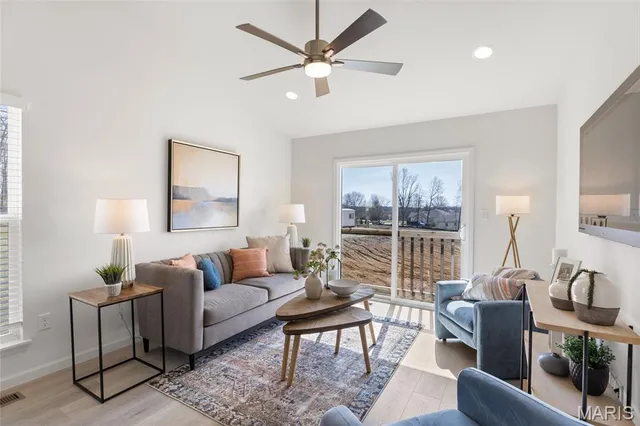 $219,900 | 2 Summerfield At Street, Union, MO 63084