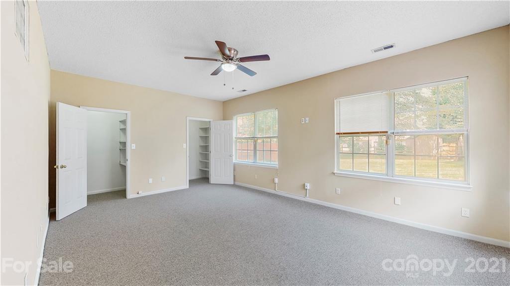 12006 Old Timber Road Charlotte, NC 28269 - Photo 13 of 26 Gallery Image 13
