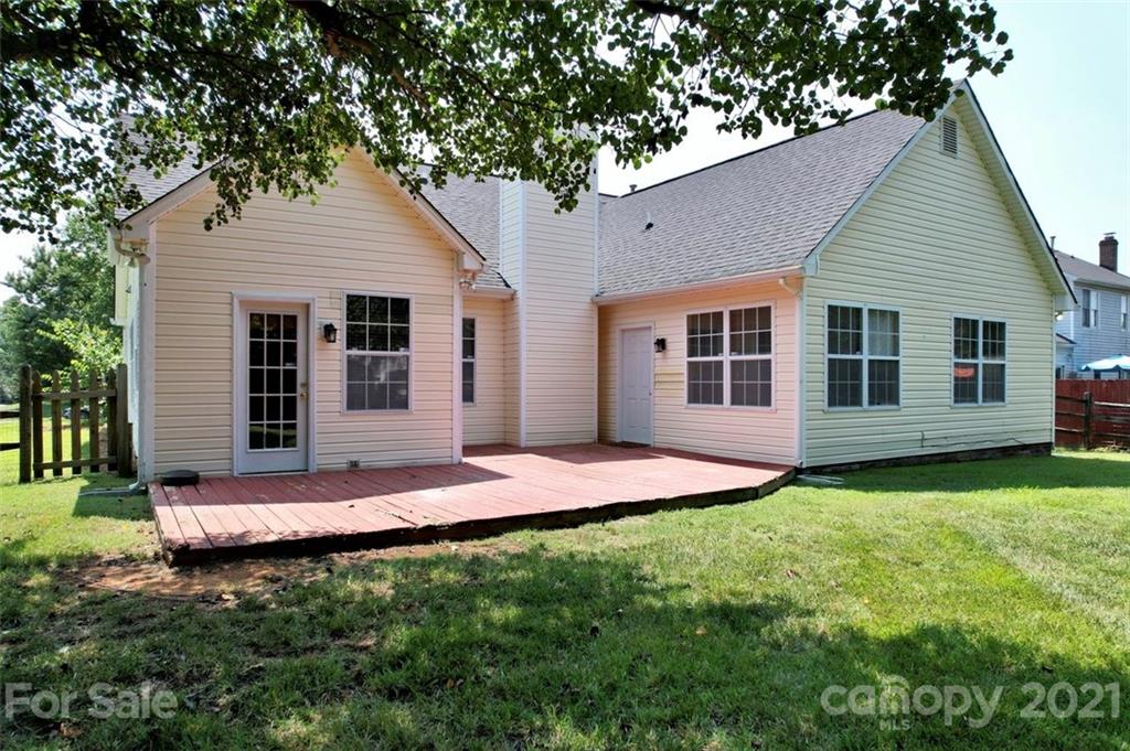 12006 Old Timber Road Charlotte, NC 28269 - Photo 23 of 26 Gallery Image 23