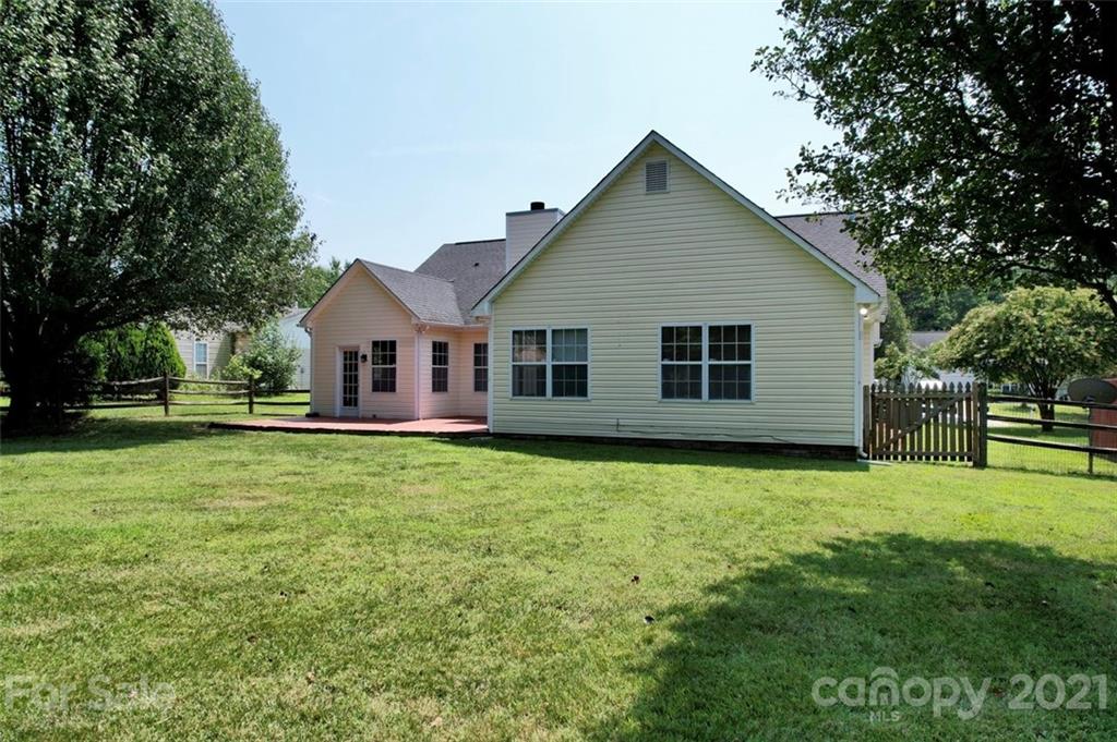 12006 Old Timber Road Charlotte, NC 28269 - Photo 24 of 26 Gallery Image 24