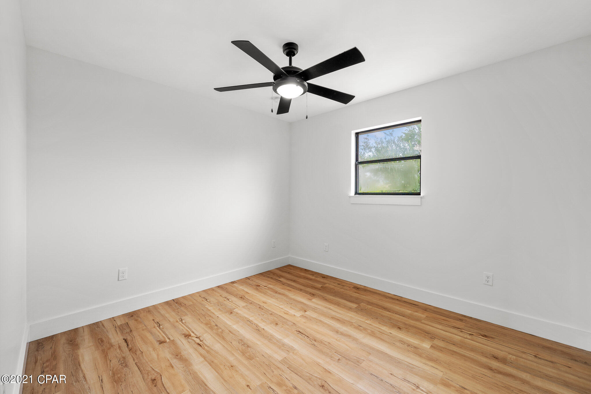 3018 Avon Road Panama City, FL 32405 - Photo 16 of 28 Gallery Image 16