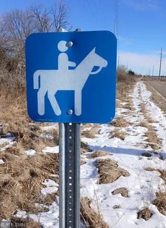 $60,000 | 839 Hilltop Drive Northeast, Hutchinson, MN 55350