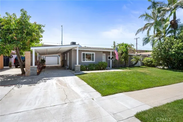 $899,995 | 246 North Donneybrooke Street, Orange, CA 92868