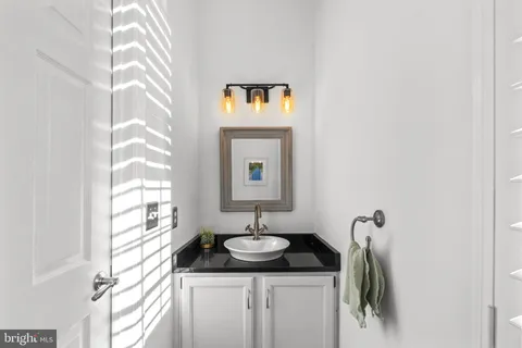 $612,000 | 11912 Thurloe Drive, Lutherville-Timonium, MD 21093