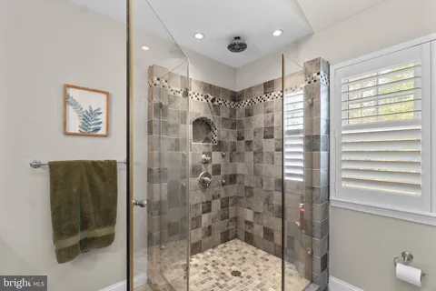 $612,000 | 11912 Thurloe Drive, Lutherville-Timonium, MD 21093