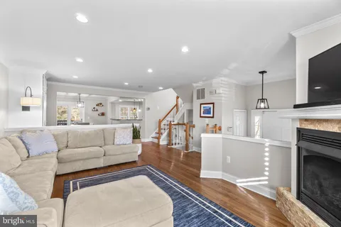 $612,000 | 11912 Thurloe Drive, Lutherville-Timonium, MD 21093