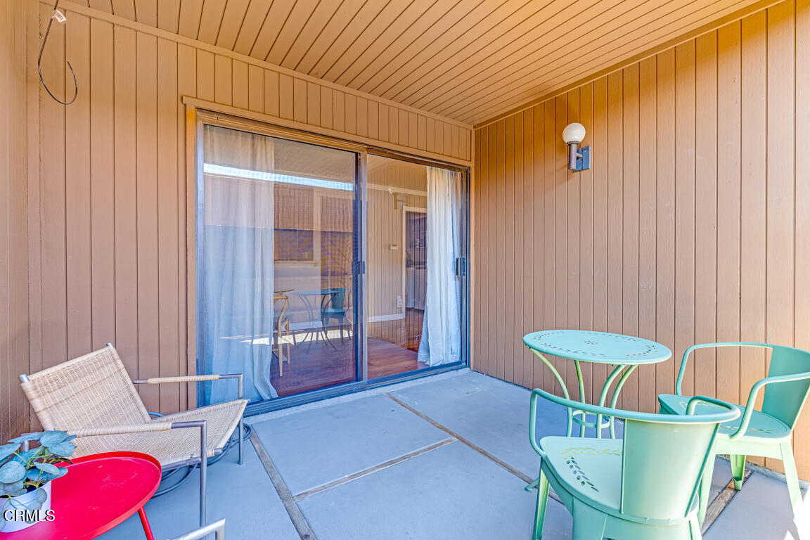 100 Hurlbut Street, Unit 1 Pasadena, CA 91105 - Photo 11 of 36 Hurlbut MLS-16