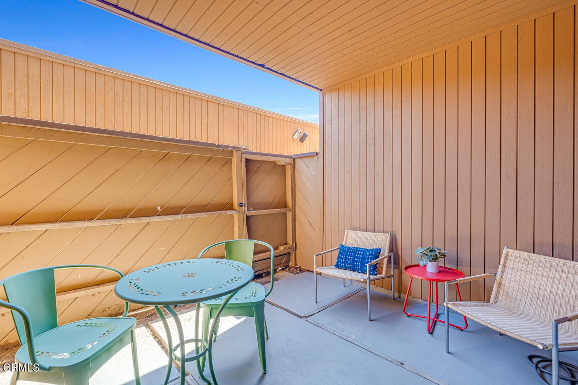 100 Hurlbut Street, Unit 1 Pasadena, CA 91105 - Photo 12 of 36 Hurlbut MLS-15