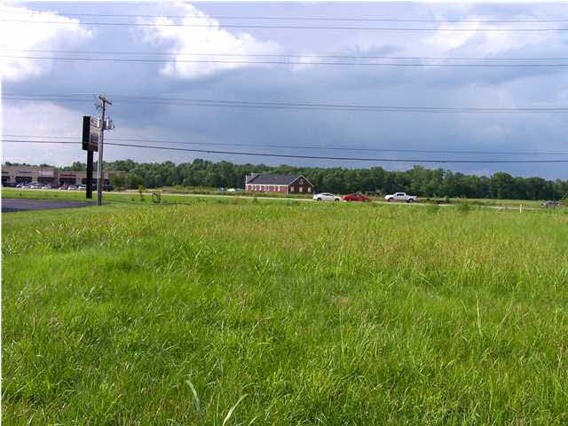 8800 Ruffian Lane Newburgh, IN 47630 - Photo 1 of 6