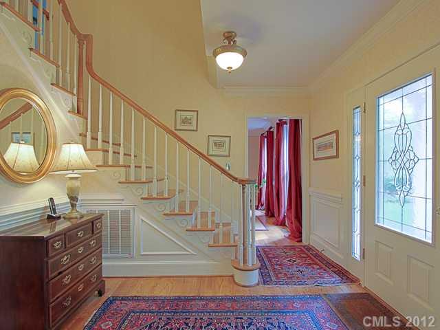 4324 Quail View Road Charlotte, NC 28226 - Photo 2 of 16 Gallery Image 2