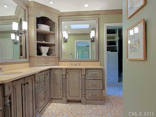 4324 Quail View Road Charlotte, NC 28226 - Photo 13 of 16 Gallery Image 13