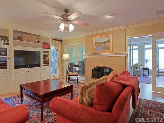 4324 Quail View Road Charlotte, NC 28226 - Photo 5 of 16 Gallery Image 5