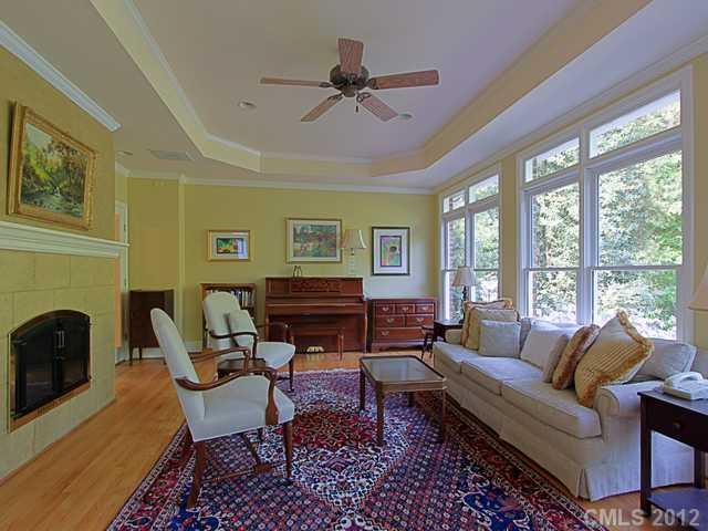 4324 Quail View Road Charlotte, NC 28226 - Photo 6 of 16 Gallery Image 6