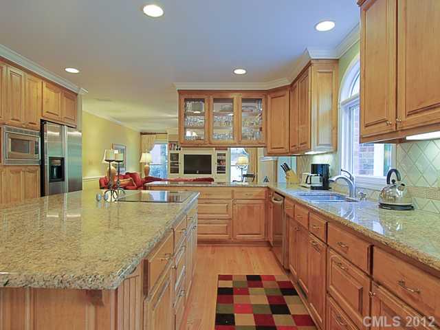 4324 Quail View Road Charlotte, NC 28226 - Photo 8 of 16 Gallery Image 8
