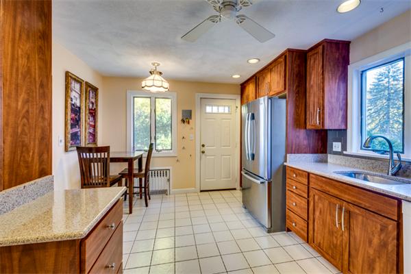 14 Margaret Road Newton, MA 02461 - Photo 11 of 24