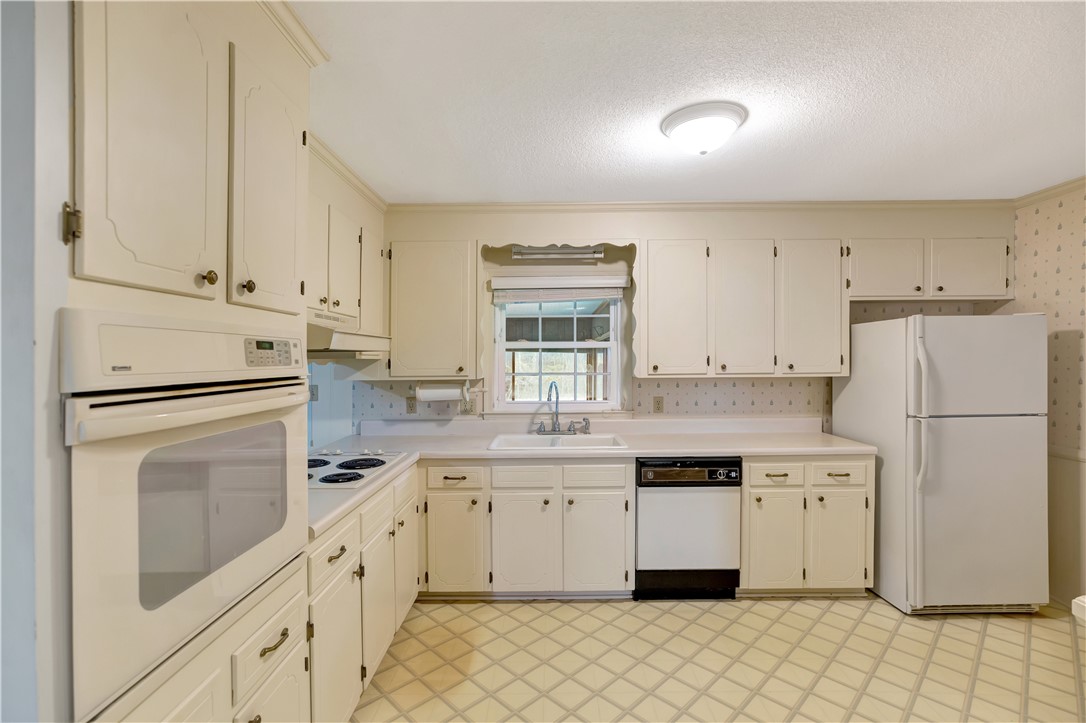 1415 Old Williamston Road Anderson, SC 29621 - Photo 17 of 35