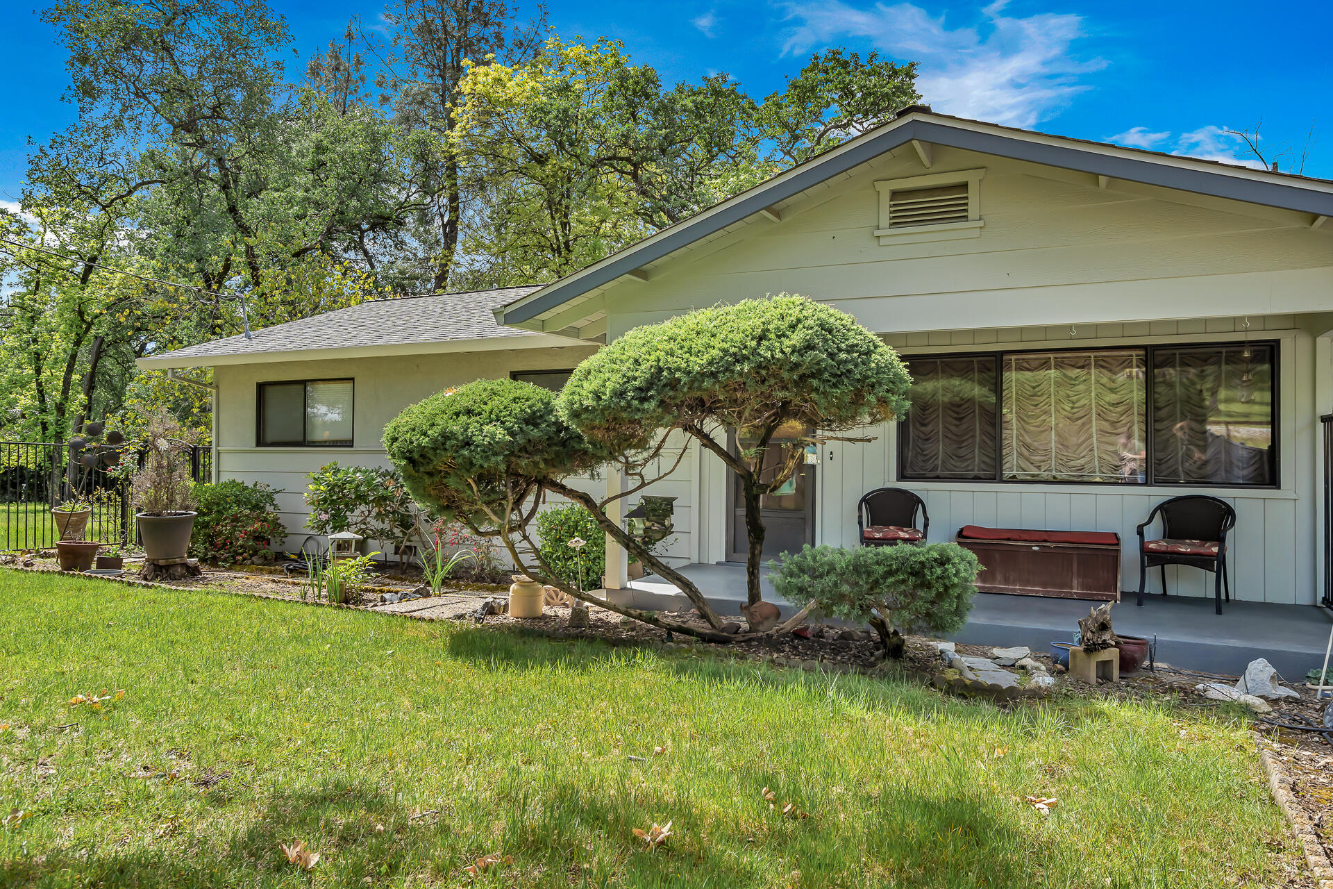 21743 Boyle Road Palo Cedro, CA 96073 - Photo 4 of 54 21743BoyleRoad-2