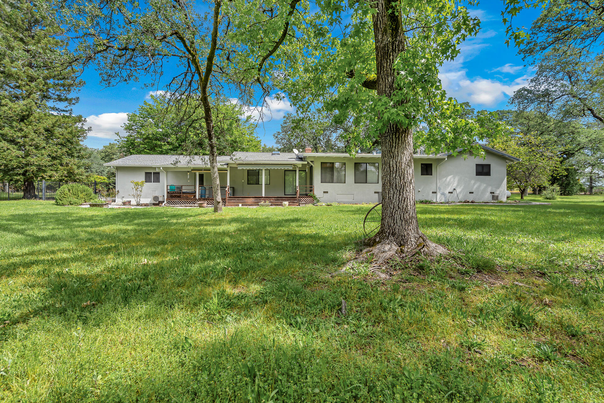 21743 Boyle Road Palo Cedro, CA 96073 - Photo 9 of 54 21743BoyleRoad-8