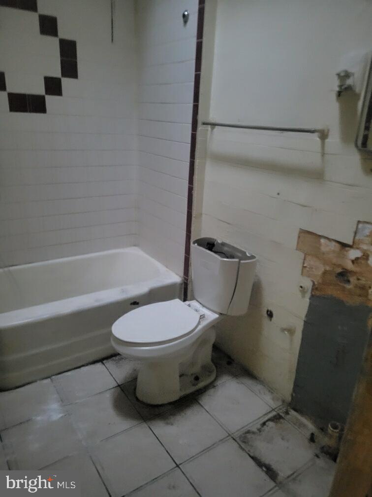 6125 Yocum Street Philadelphia, PA 19142 - Photo 12 of 24