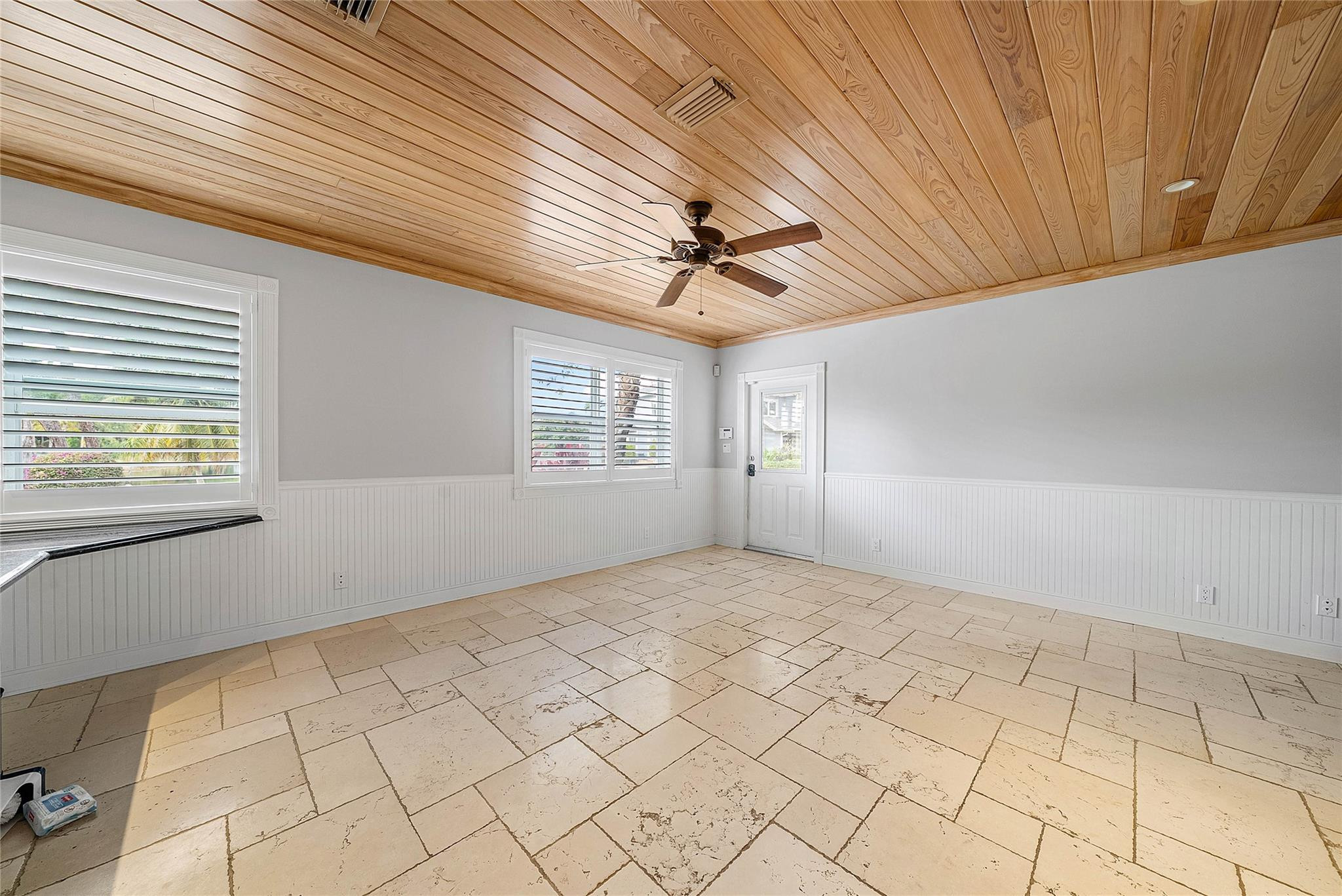 8035 Dillman Road West Palm Beach, FL 33411 - Photo 47 of 70 a view of an empty room and window