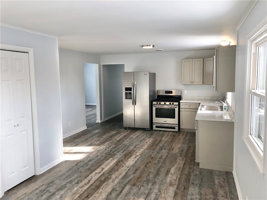 84 Angelus Drive Irondequoit, NY 14622 - Photo 6 of 22