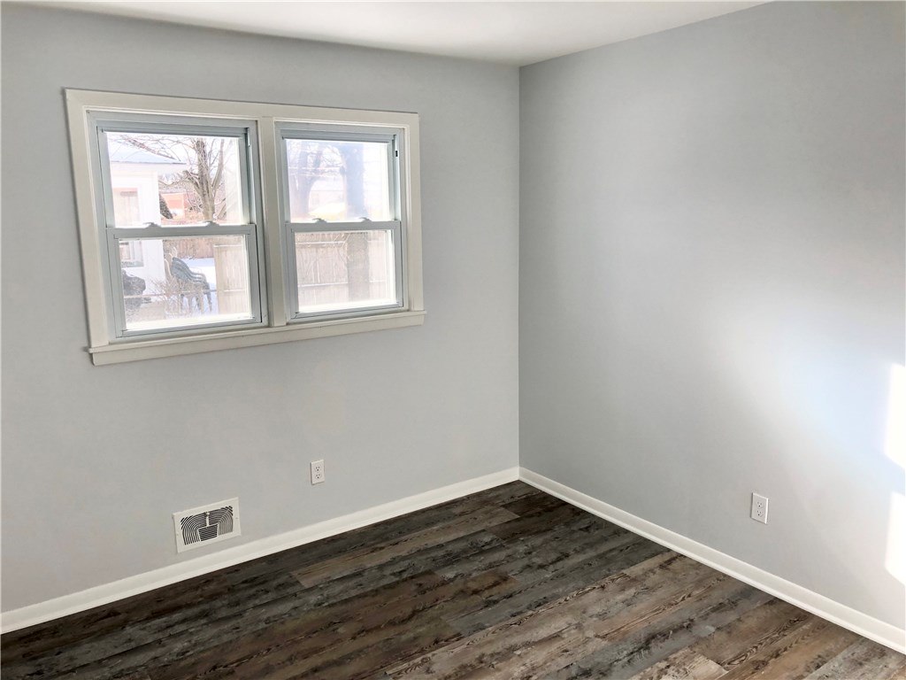 84 Angelus Drive Irondequoit, NY 14622 - Photo 10 of 22