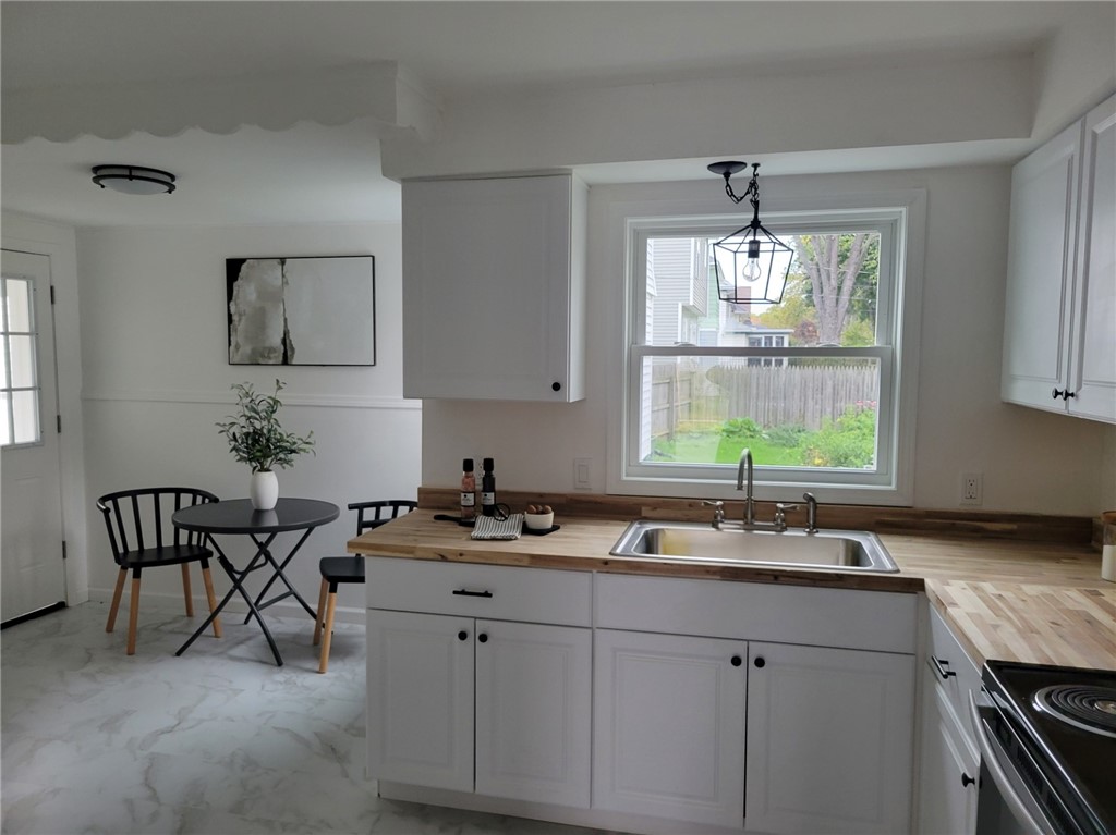 178 Long Acre Road Irondequoit, NY 14621 - Photo 11 of 25