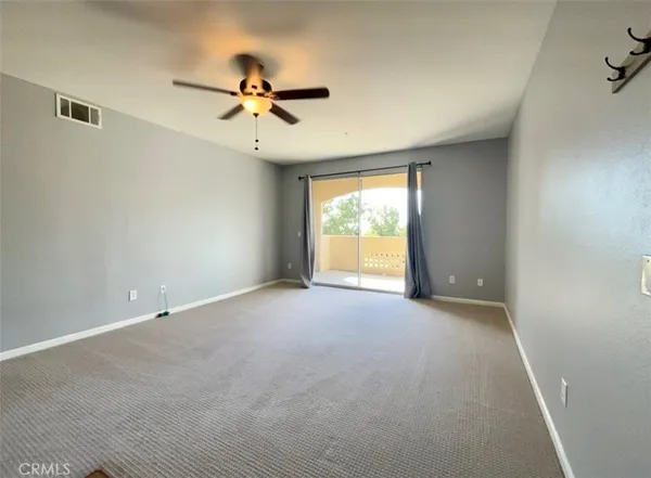 $2,250 | 375 Central, Unit 58, Riverside, CA 92507