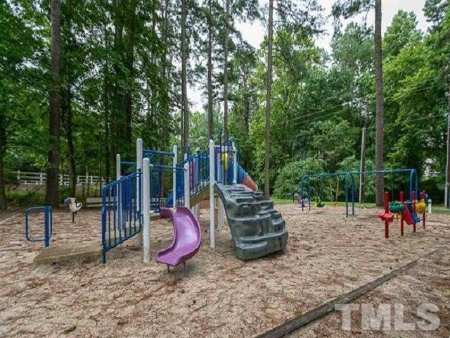 5012 Denham Court Raleigh, NC 27613 - Photo 12 of 13