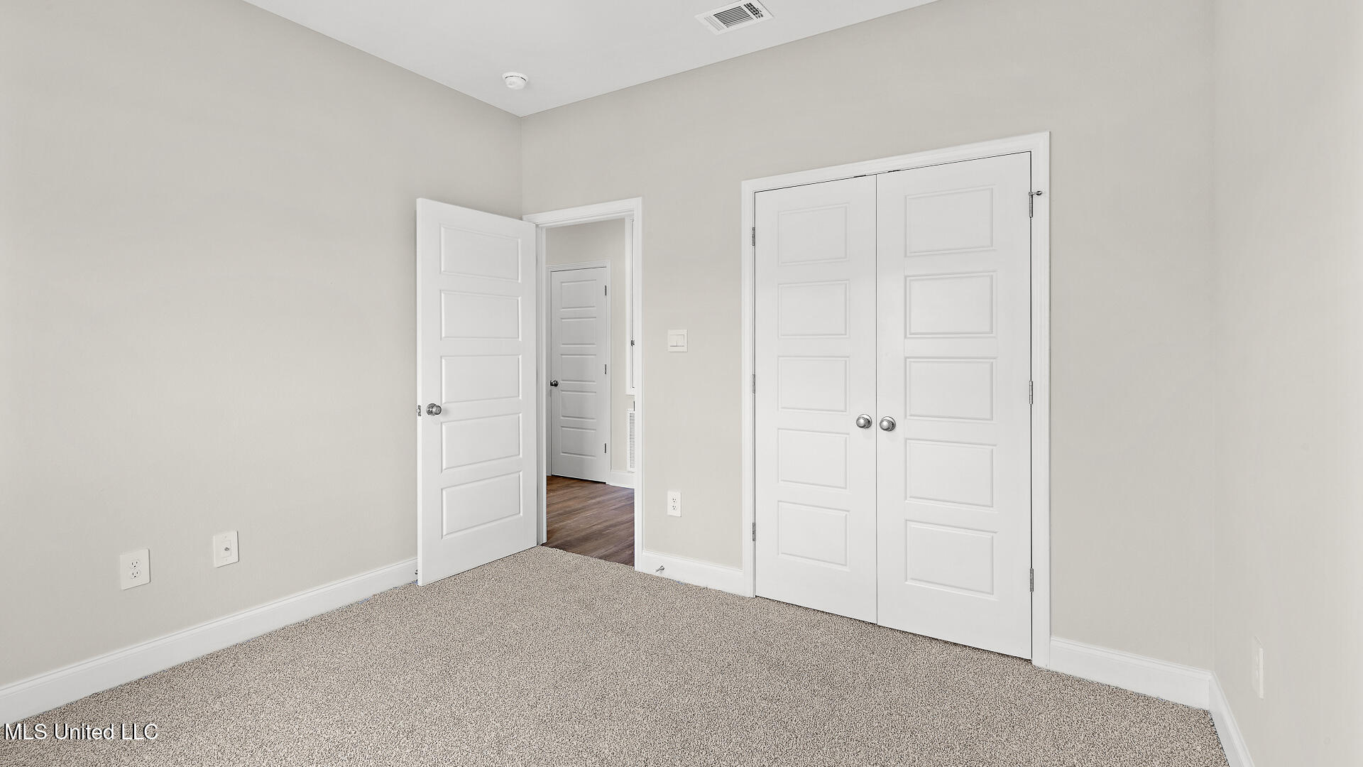 16108 Blue Rdg Drive Gulfport, MS 39503 - Photo 23 of 30 Guest Bedroom