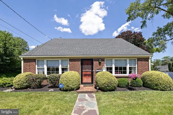 $474,900 | 957 Mercer Drive, Haddonfield, NJ 08033